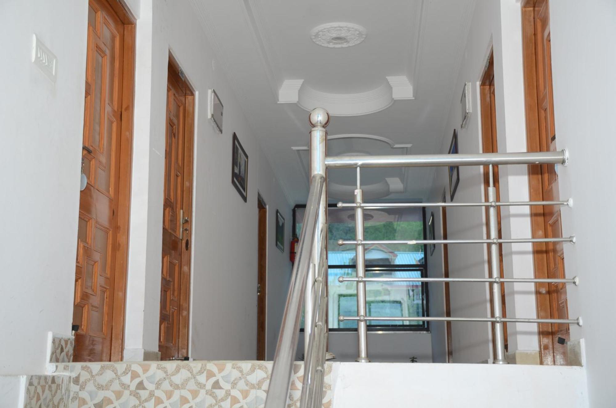 Hotel Alpine View Sarahan Экстерьер фото