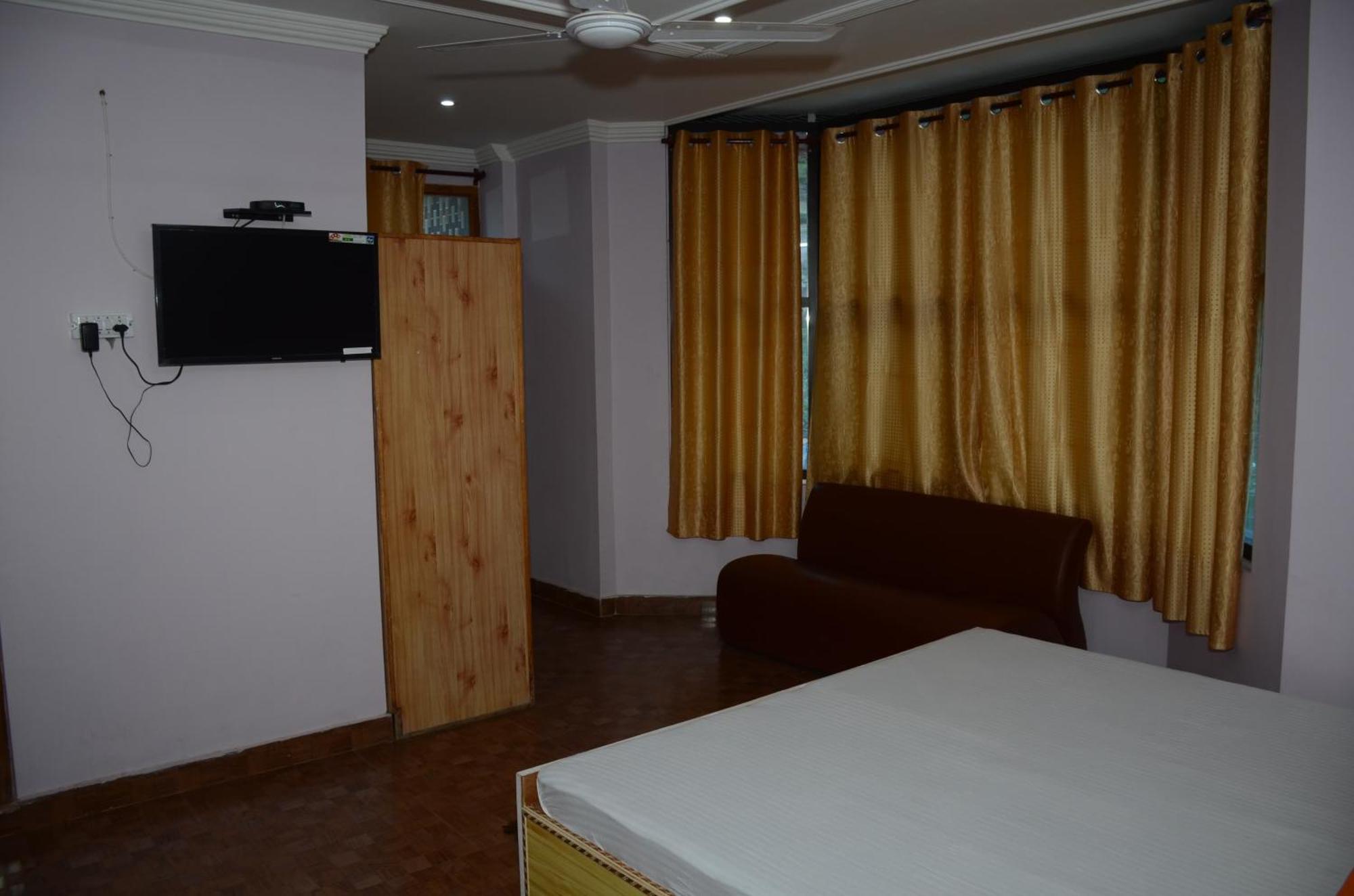 Hotel Alpine View Sarahan Экстерьер фото